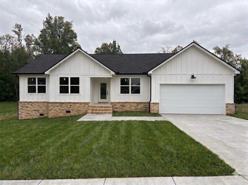 2008 Cedar Valley Ct, Dickson, TN 37055