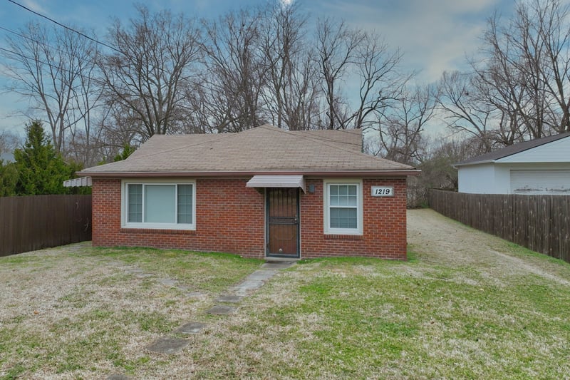 1219 Mcgavock Pike, Nashville, TN 37216