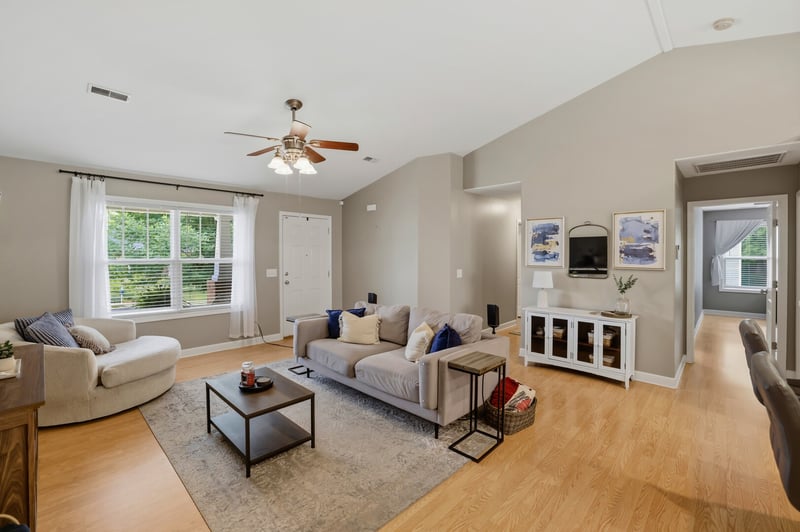 6019 Chickadee Cir, Spring Hill, TN 37174
