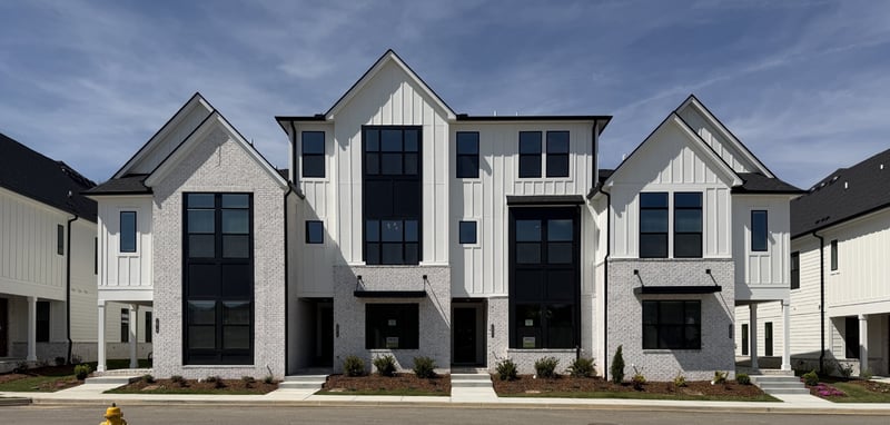 2080 Conductor Ln, Thompsons Station, TN 37179
