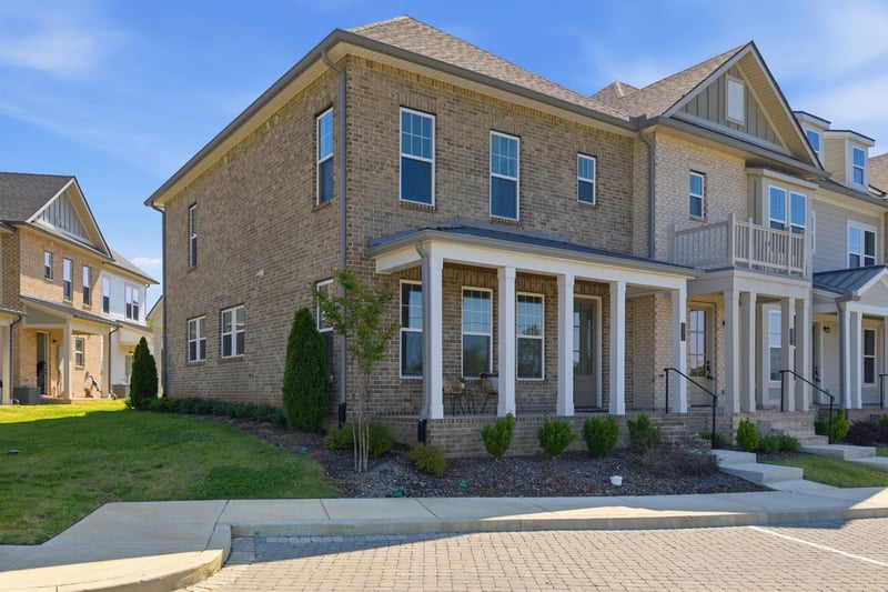 156 Nearwater Pl, Hendersonville, TN 37075