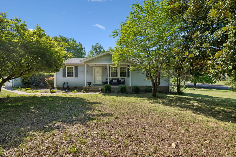 417 William Dr, Pleasant View, TN 37146