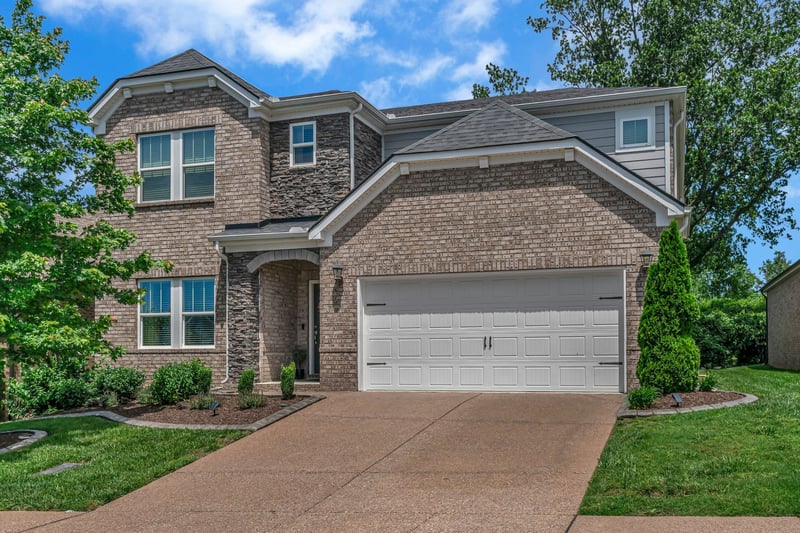 4937 Riverbank Dr, Hermitage, TN 37076