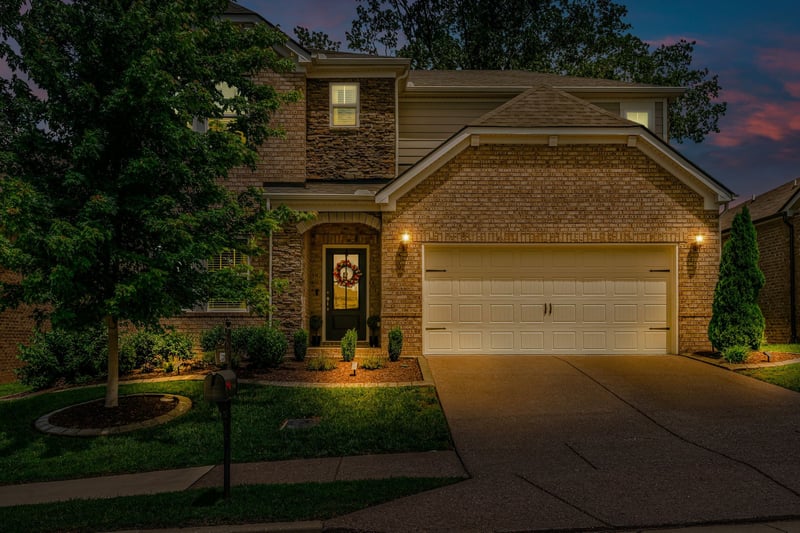 4937 Riverbank Dr, Hermitage, TN 37076