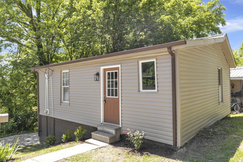 223 4th Ave, Springfield, TN 37172