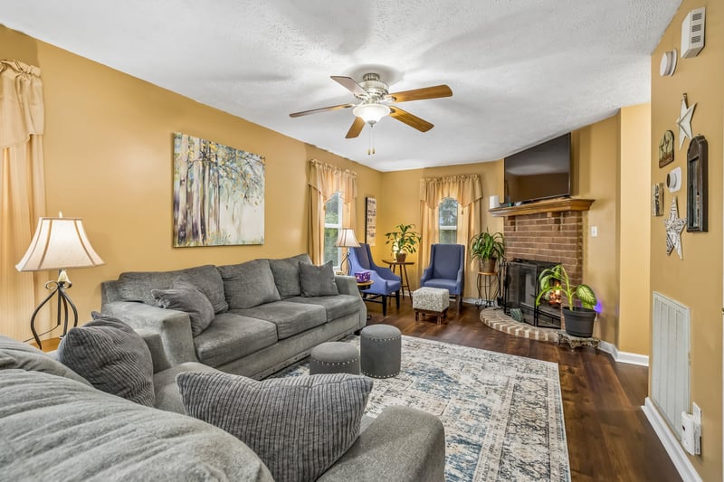 1613 Rice Hill Ct, Antioch, TN 37013