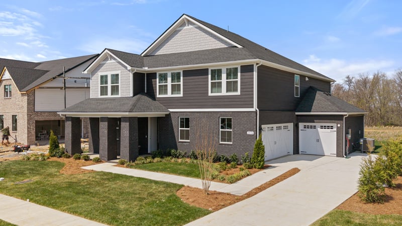 2054 Riley Park Dr, Thompsons Station, TN 37179
