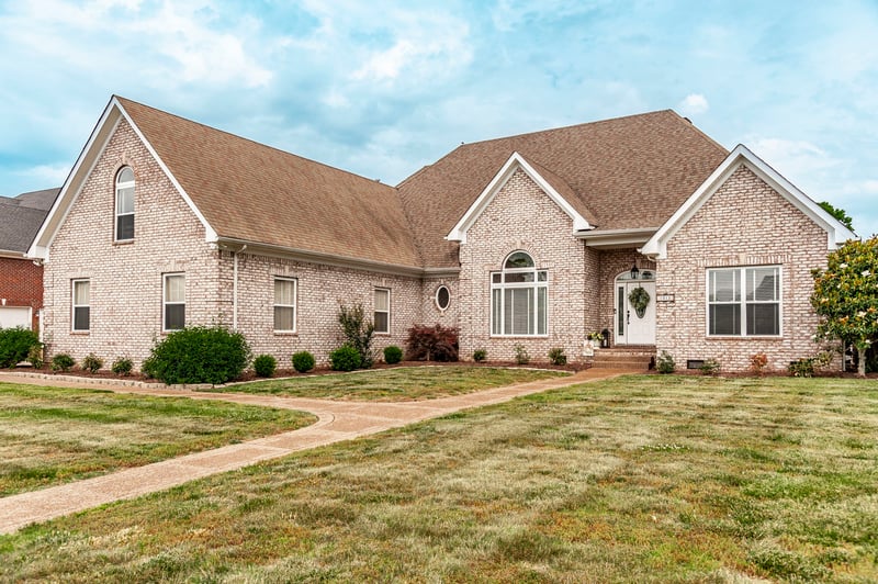 1012 Grider Dr, Gallatin, TN 37066