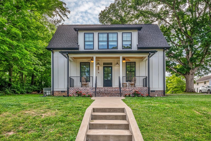219 Mccreary Hts, Dickson, TN 37055