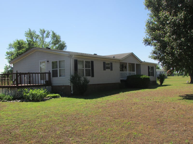 1212 Littleton Ranch Rd, Castalian Springs, TN 37031