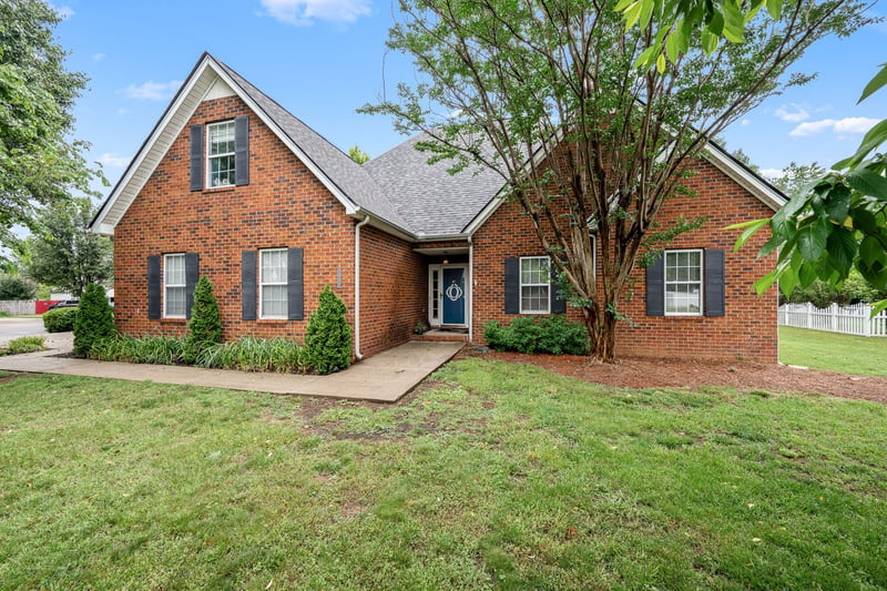 3342 Meadowhill Dr, Murfreesboro, TN 37130