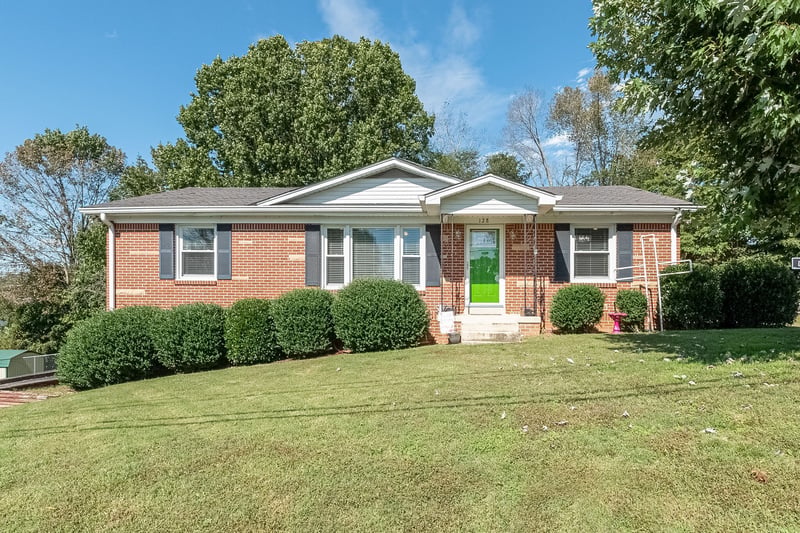 128 Jefferson Ave, Carthage, TN 37030