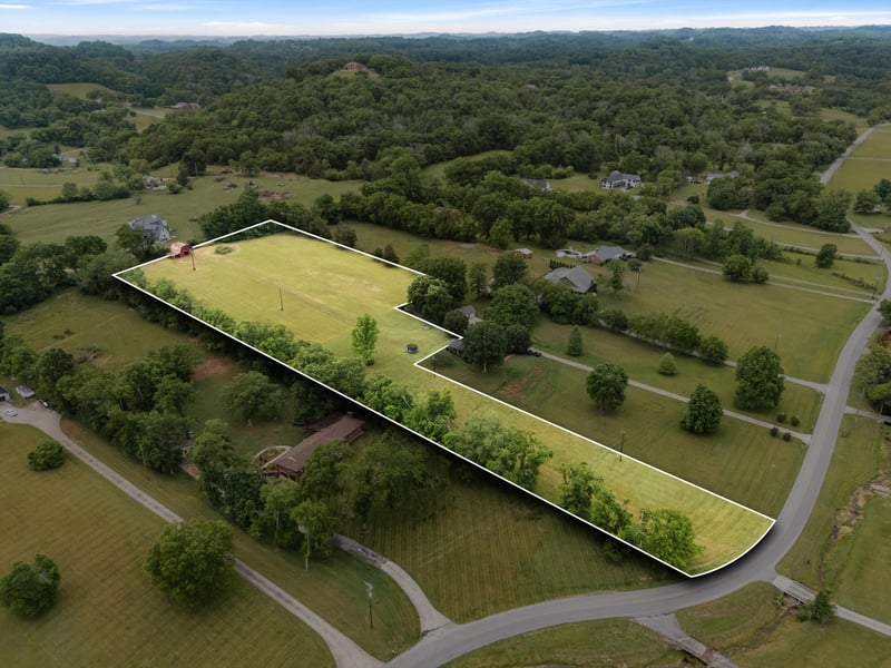 Madison Creek Rd, Goodlettsville, TN 37072