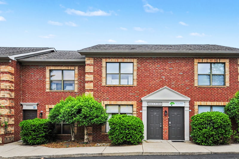 504 Autumn Springs Ct, Franklin, TN 37067