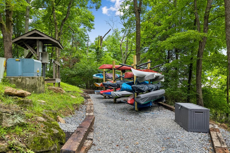 231 Green Harbor Rd #101, Old Hickory, TN 37138
