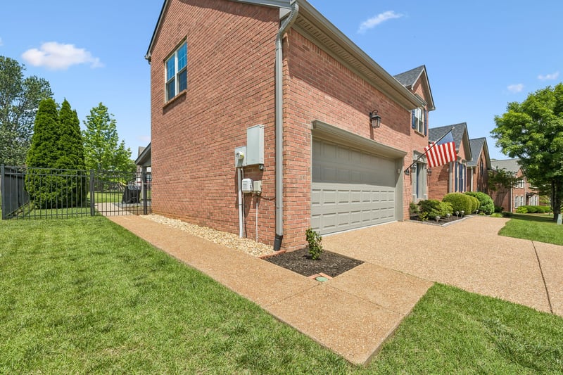 109 Turnberry Dr, Franklin, TN 37064