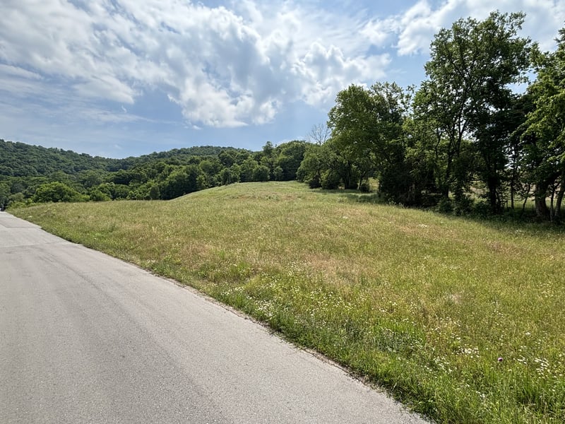 Hix Rd, Gordonsville, TN 38563