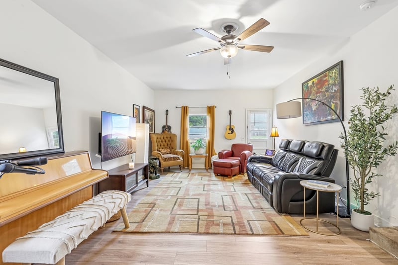 403 Pennington Ln, Cedar Hill, TN 37032