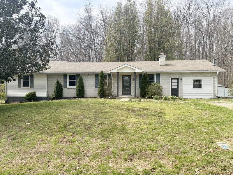 403 Pennington Ln, Cedar Hill, TN 37032