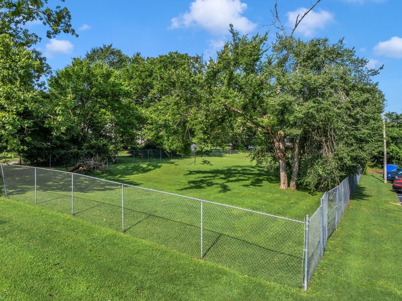 N Main St, Kingston Springs, TN 37082