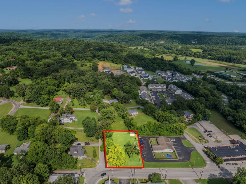 N Main St, Kingston Springs, TN 37082