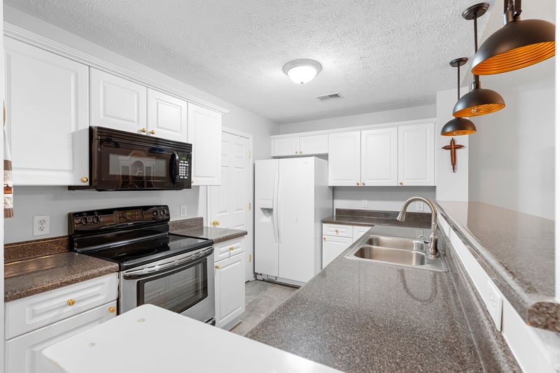 816 Lock 4 Rd #301, Gallatin, TN 37066