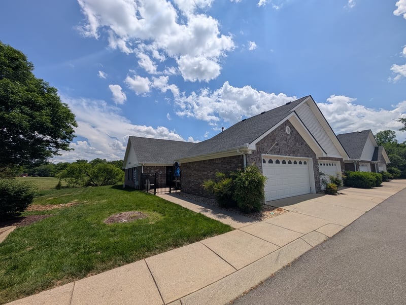816 Lock 4 Rd #301, Gallatin, TN 37066