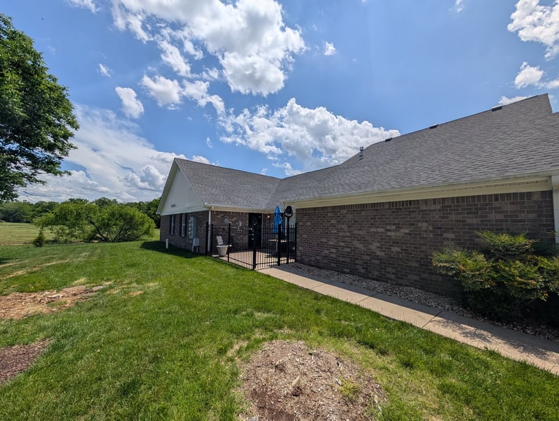 816 Lock 4 Rd #301, Gallatin, TN 37066