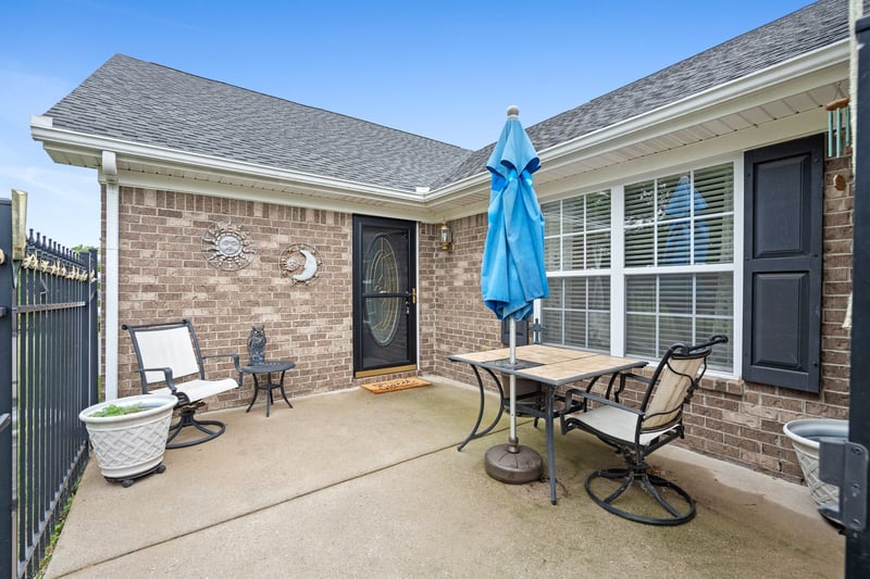816 Lock 4 Rd #301, Gallatin, TN 37066