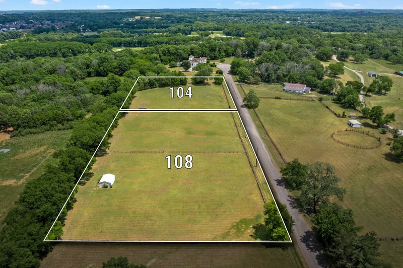 108 Pineywood Acres Dr, Madison, TN 37115