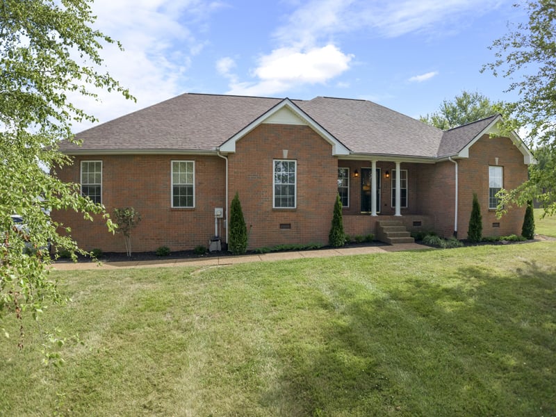 7291 W Cook Rd, Springfield, TN 37172
