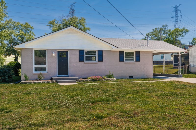3228 Cloverwood Dr, Nashville, TN 37214