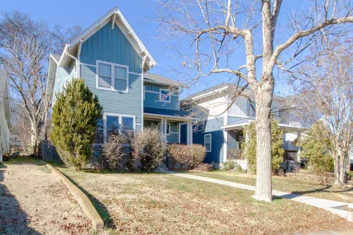 1204 N 8th St, Nashville, TN 37207