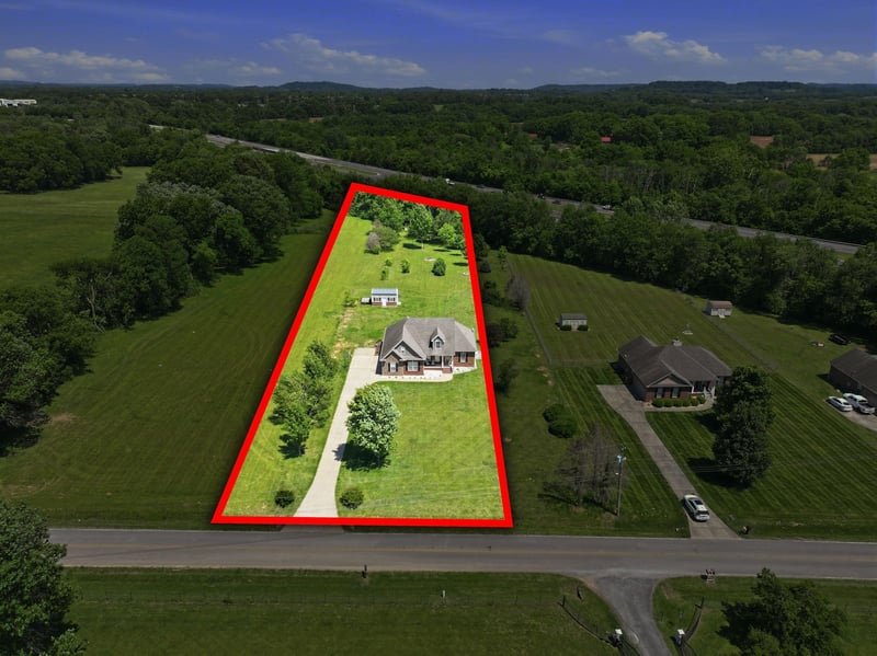 6610 Old Zion Rd, Columbia, TN 38401