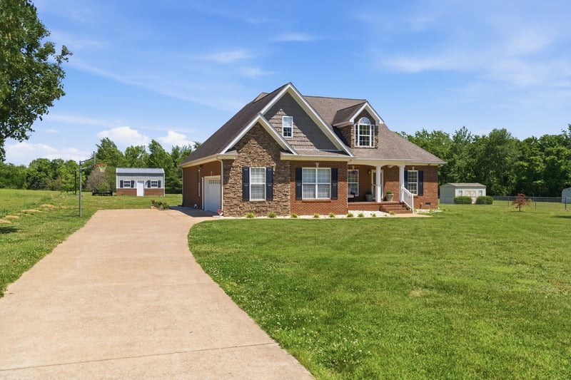 6610 Old Zion Rd, Columbia, TN 38401