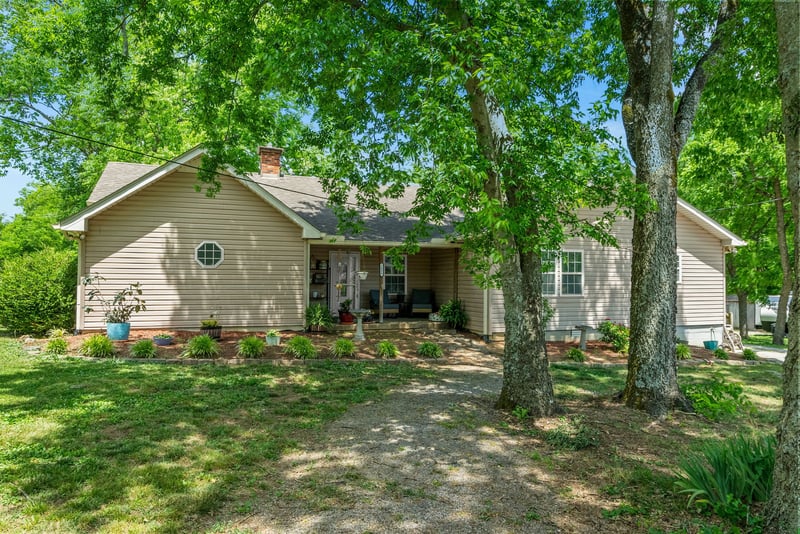 1098 Old Dickerson Pike, Goodlettsville, TN 37072