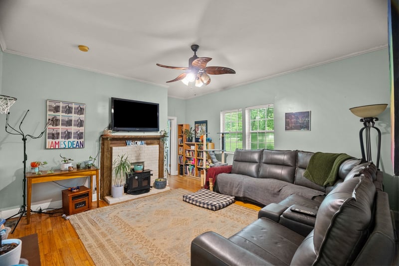 1098 Old Dickerson Pike, Goodlettsville, TN 37072