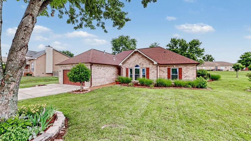 1015 Rutherford Way, Hendersonville, TN 37075