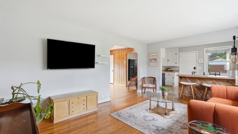 368 Oakview Dr, Nashville, TN 37207