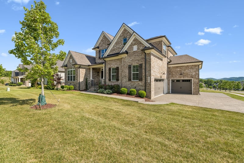 1429 Trumpet Lily Pl, Nolensville, TN 37135