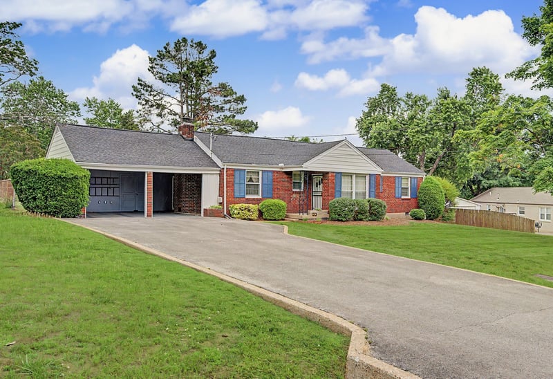2504 Cooper Ln, Nashville, TN 37216