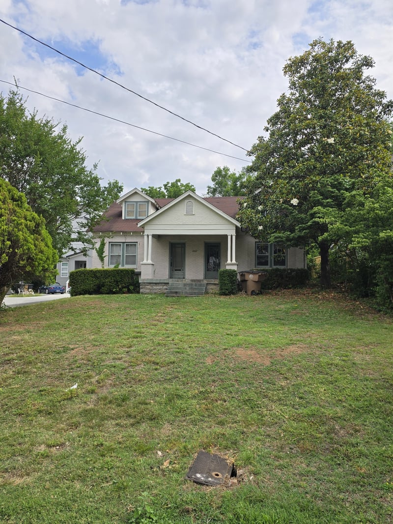 1007 Carolyn Ave, Nashville, TN 37216
