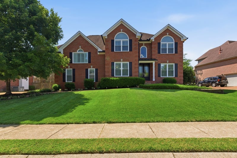 108 Crooked Creek Ln, Hendersonville, TN 37075