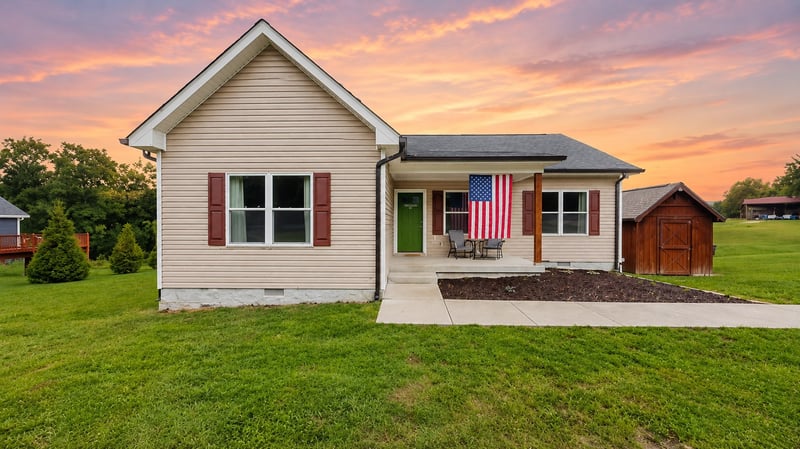 3934 Highway 47 , Charlotte, TN 37036
