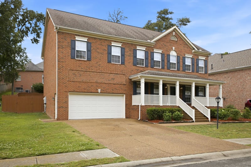 8012 Poplarwood Rd, Nashville, TN 37221