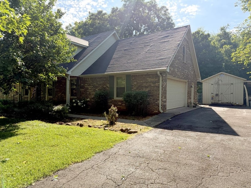 687 Plantation Dr, Murfreesboro, TN 37128