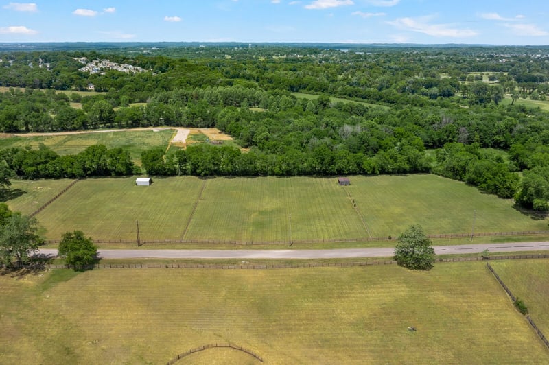 104 Pineywood Acres Dr, Madison, TN 37115