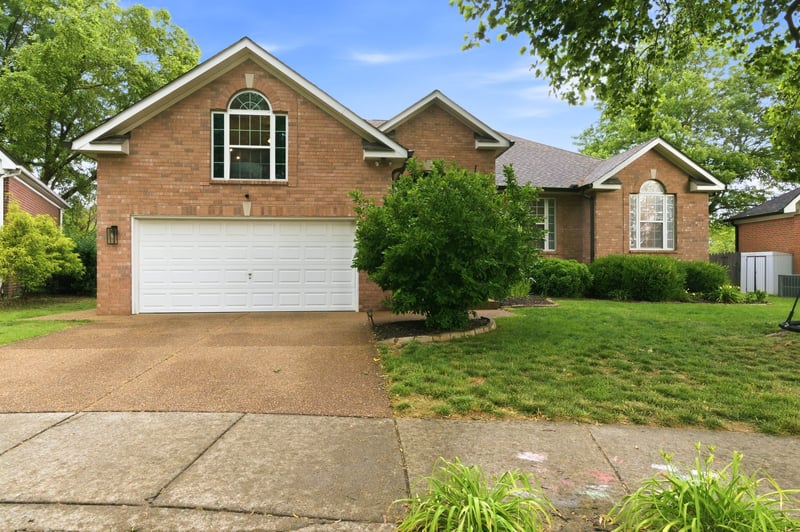 2304 Winder Cir, Franklin, TN 37064