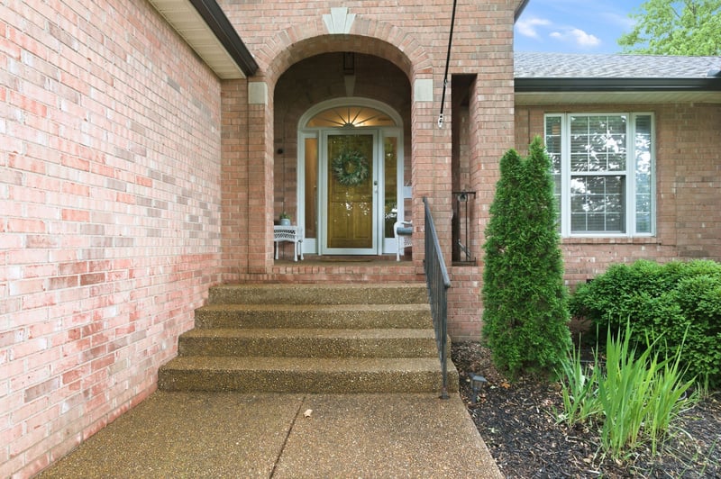 2304 Winder Cir, Franklin, TN 37064