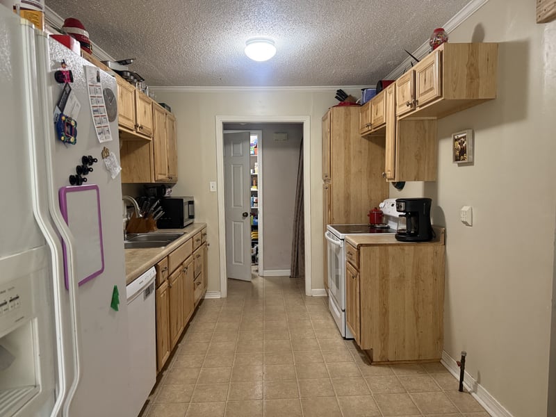 128 Robin Hood Rd, Dickson, TN 37055
